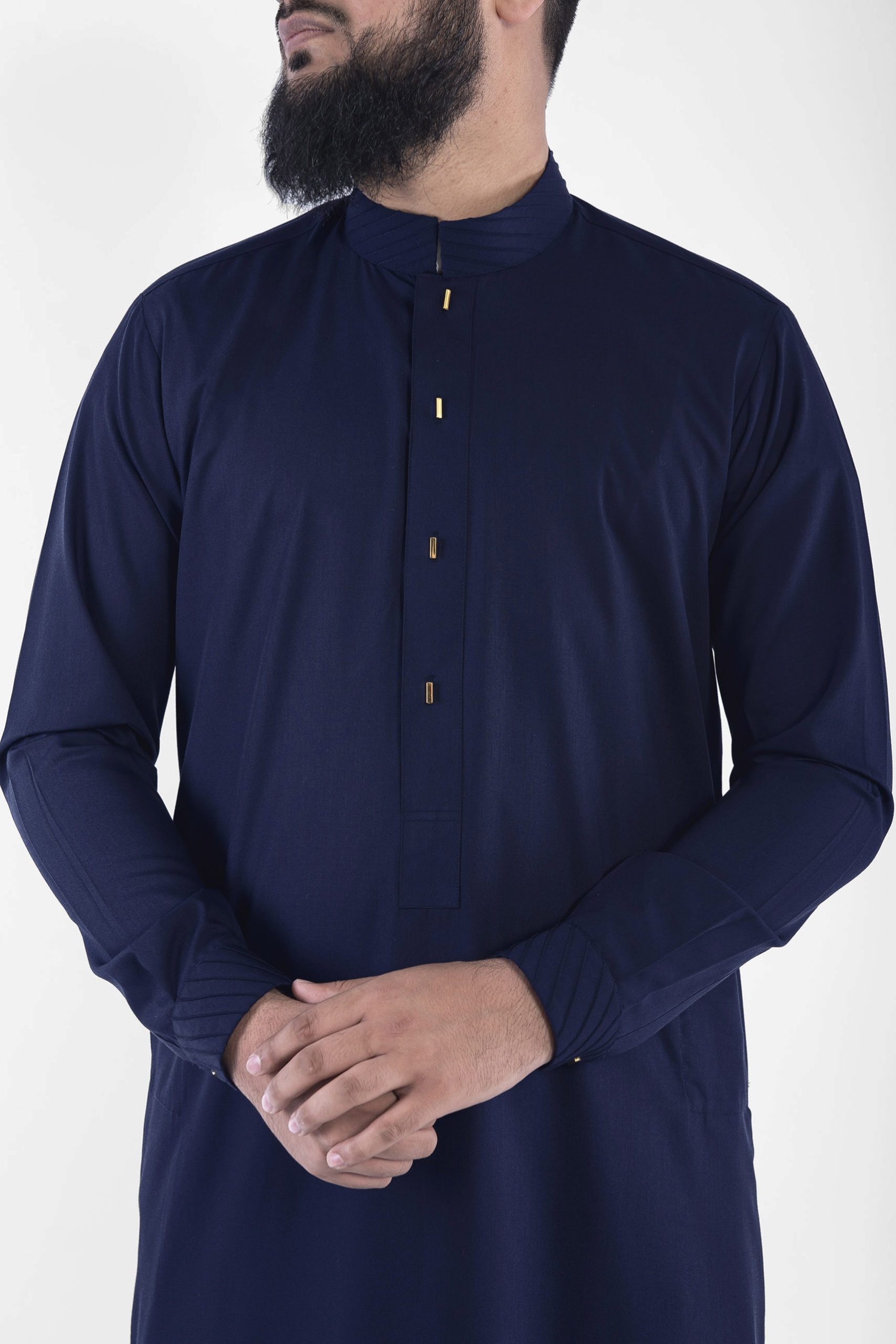 Rare-alqamees-thobe-jubba-mens-islamic-clothing-1-1-scaled-1